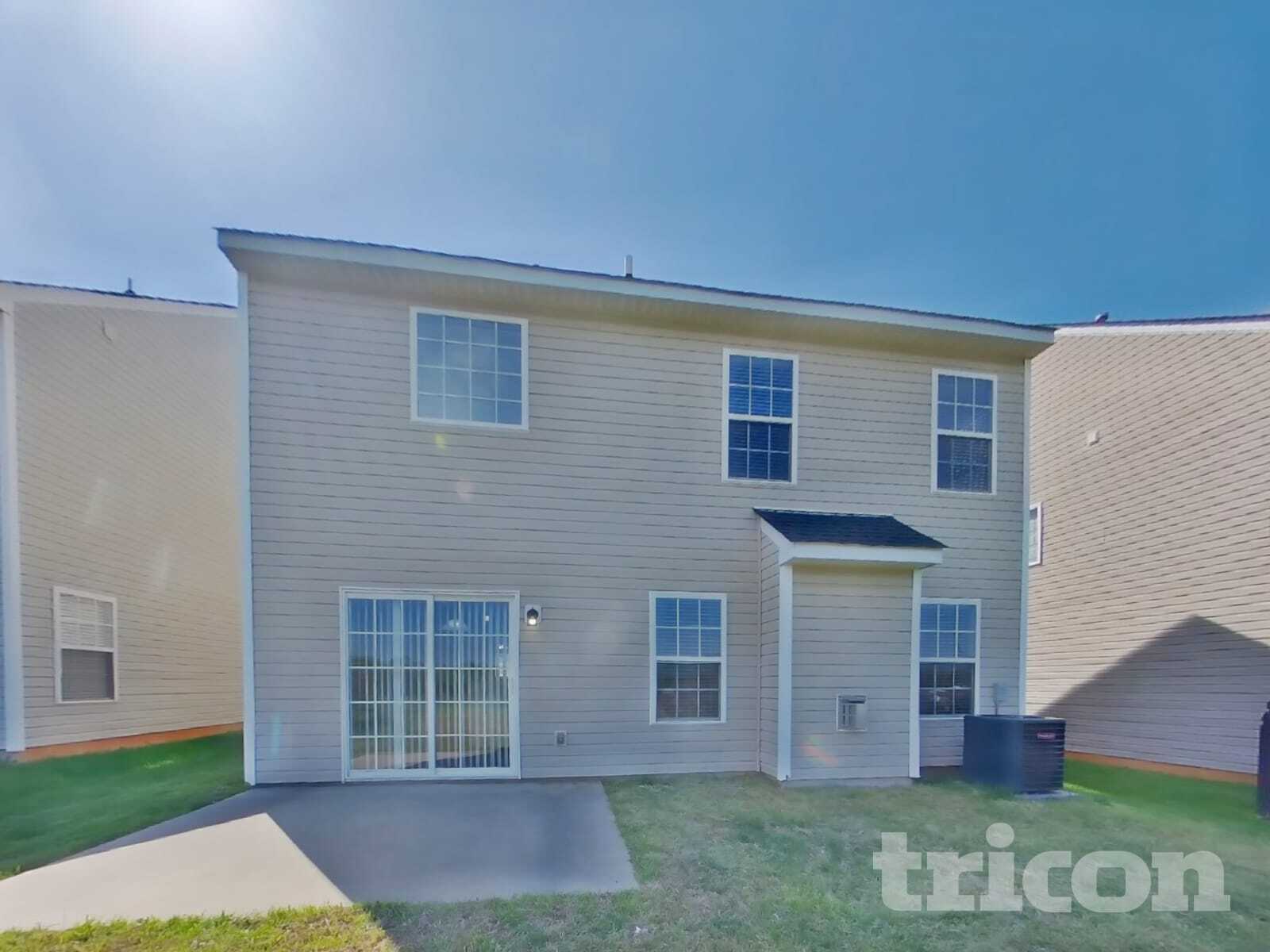 Building Photo - 11311 Breezehill Ln