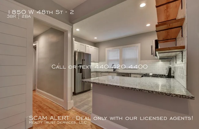 Building Photo - 1850 W 48th St