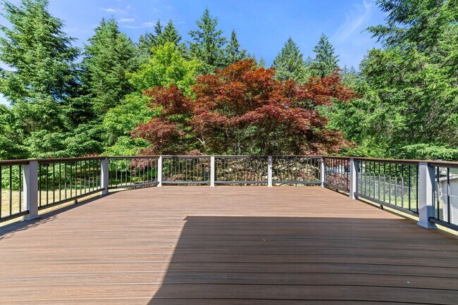 Building Photo - Rare Olympia Rental on Over 2 Acres of Flat, Usable Land!