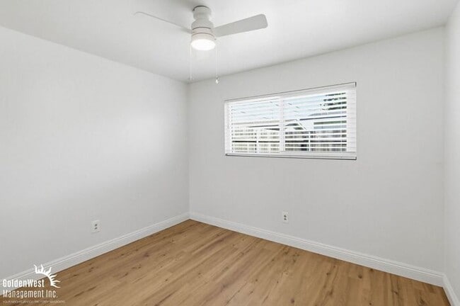 Building Photo - Charming 2Bdm 1Ba Home in Excellent Imperial Beach Location!