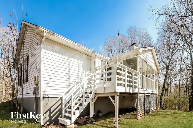 Building Photo - 2770 Quillians Dr