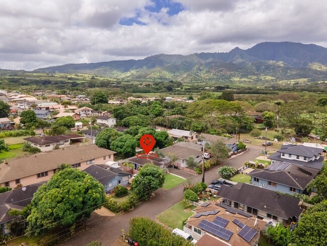 Building Photo - North Shore Boho Aloha Cottage | 2 Bed, 1 Bath | Available August 1, 2026