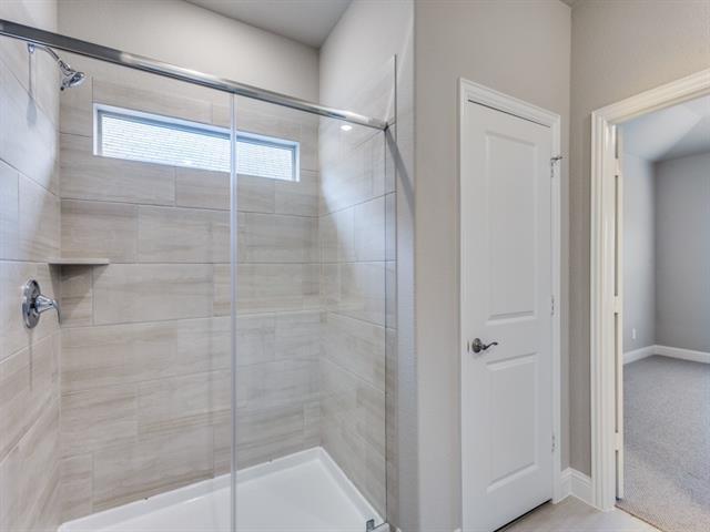 Building Photo - 600 Midnight Oak Dr