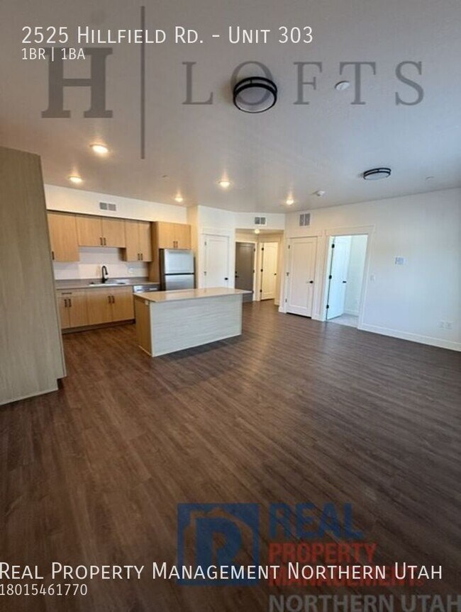 Building Photo - 2525 Hillfield Rd.-Unit 303