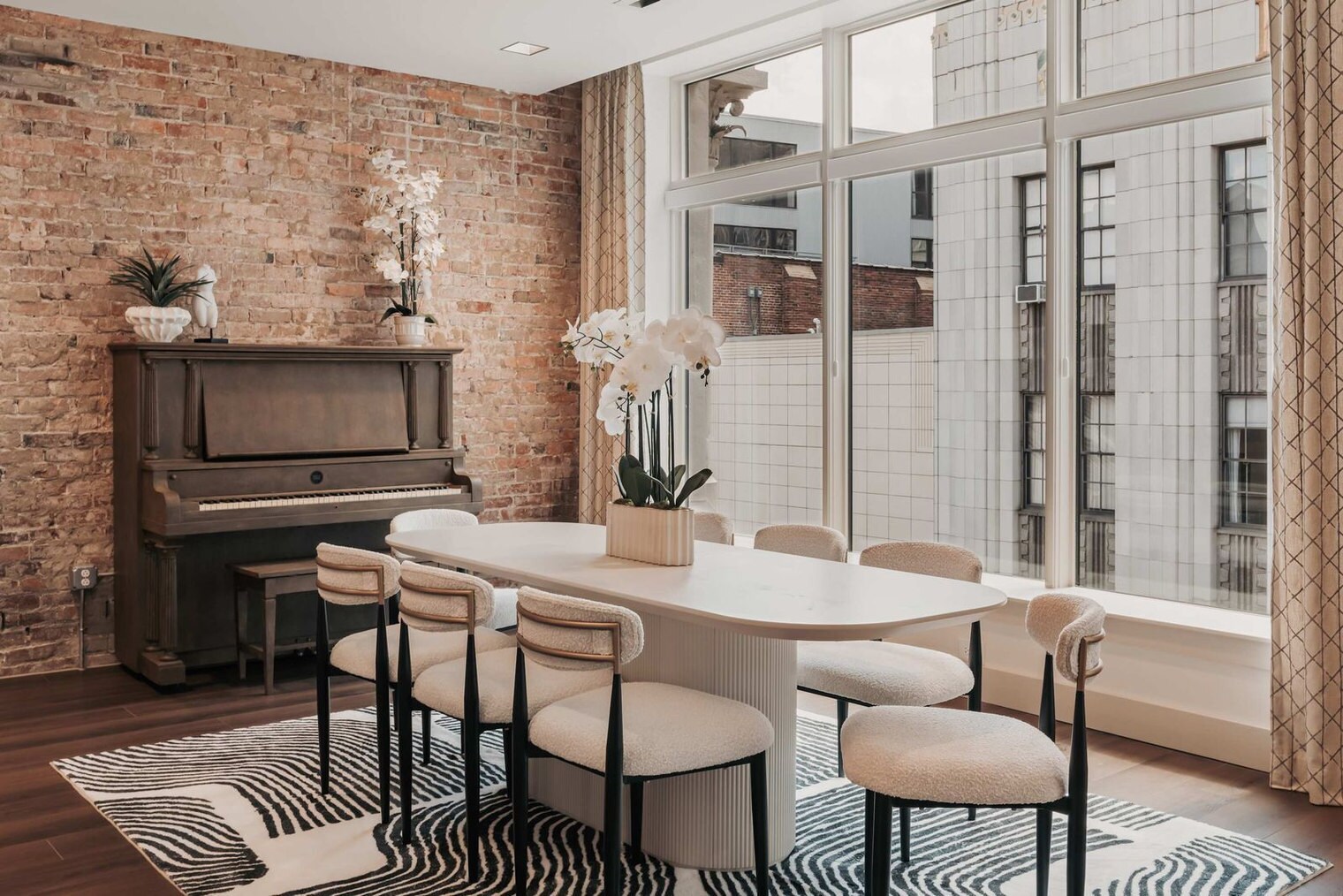 Building Photo - 240 Rep. John Lewis Way N