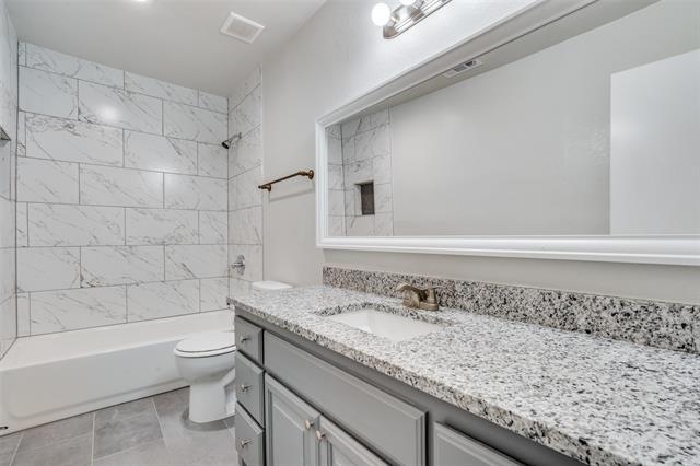 Building Photo - 225 W Belt Line Rd