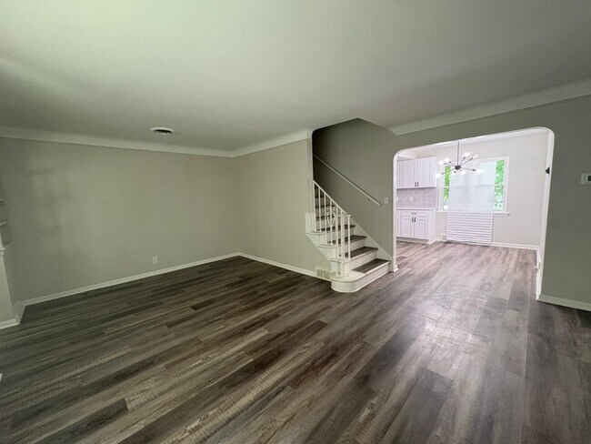 Building Photo - 1037 Keystone Dr