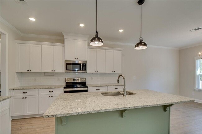 Building Photo - 5123 Huntley Trl