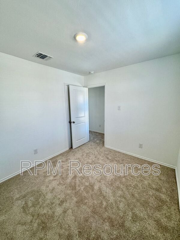 Building Photo - 3230 NW 147th Ter