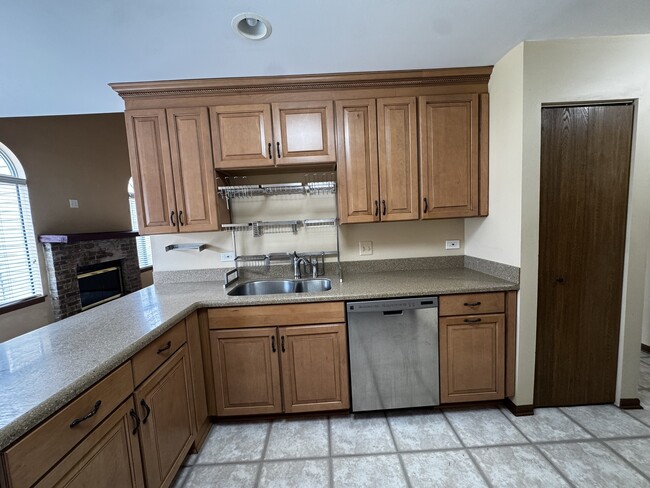 Building Photo - 165 Winchester Dr