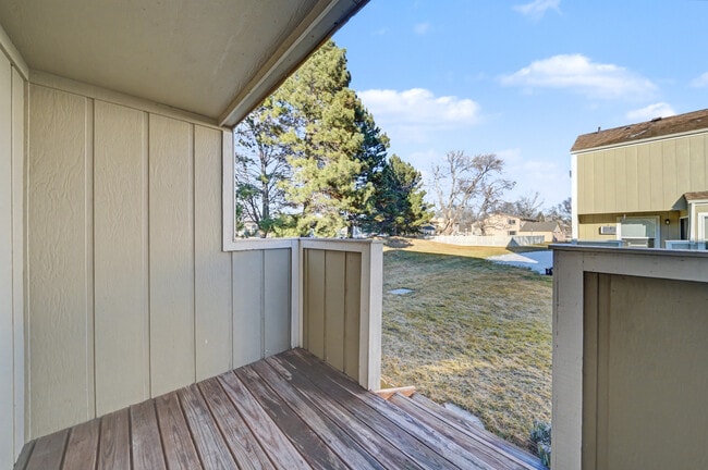 Building Photo - 1018 Davidson Dr