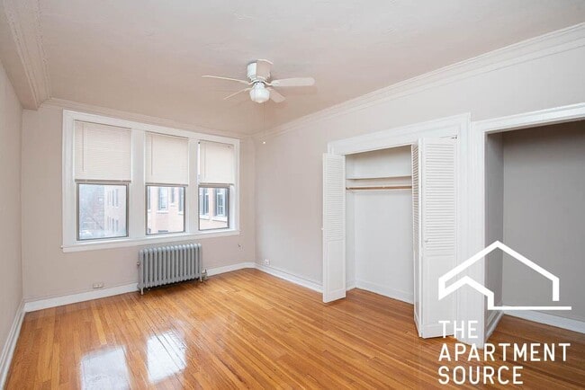 Building Photo - 1365 W Estes Ave