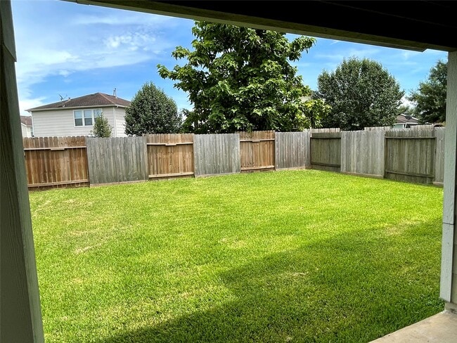 Building Photo - 29618 Evergreen Hills Dr