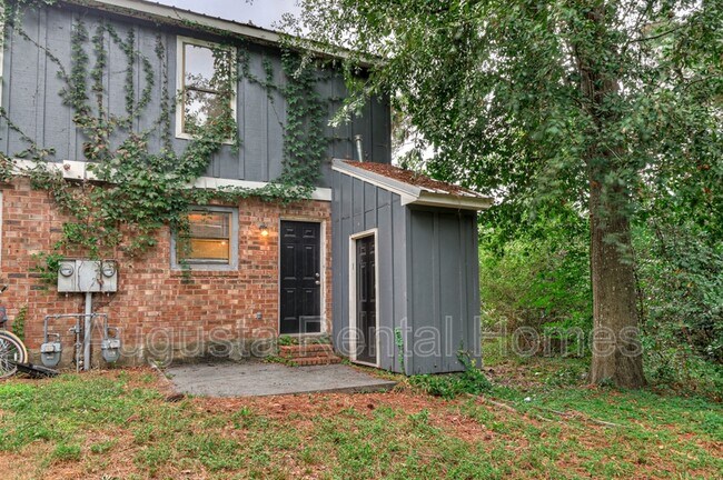 Building Photo - 157 Chalet North CT