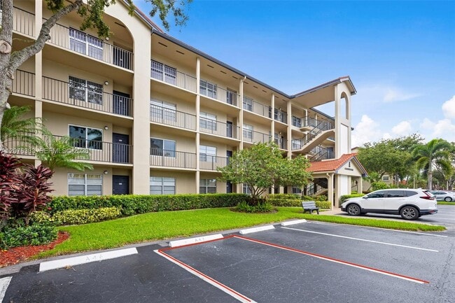 Building Photo - 901 SW 128th Terrace