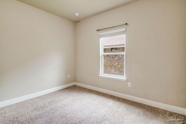 Building Photo - 10880 Deer Run Blvd