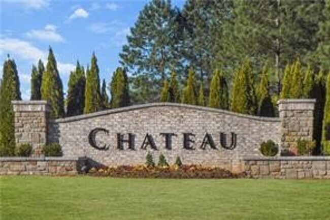 Building Photo - Stunning Almost New Home in desirable Chat...