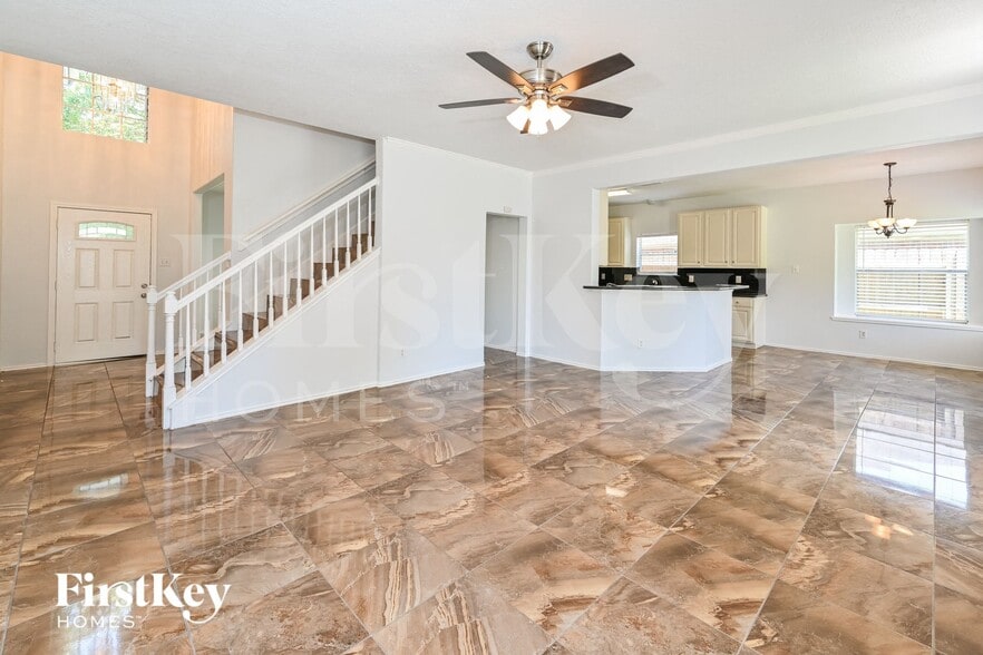 Building Photo - 11125 31st Ave N