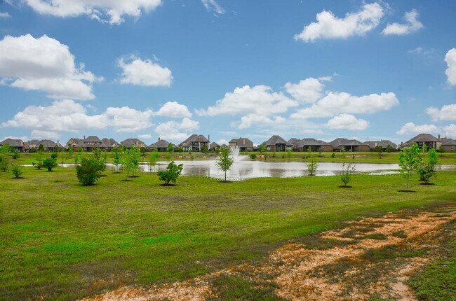 Building Photo - 4307 Fenetre Forest St