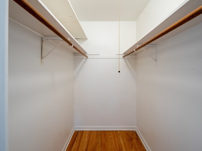 Building Photo - 9662 Golf Terrace