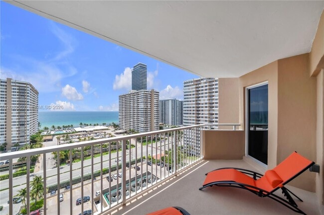 Building Photo - 1965 S Ocean Dr