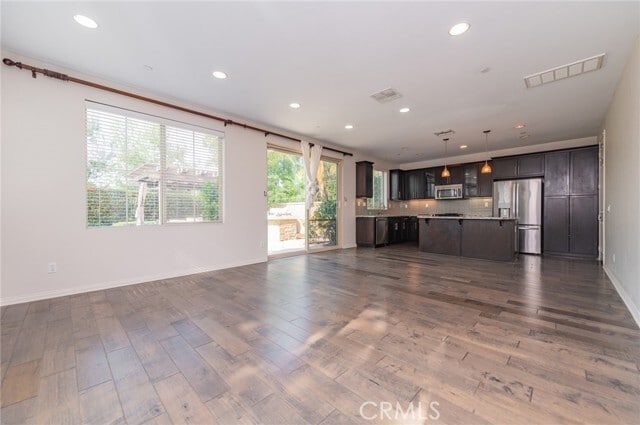 Building Photo - 166 Desert Bloom