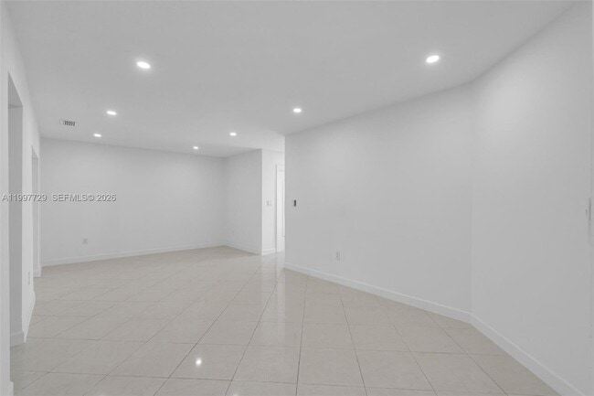 Building Photo - 14755 SW 82nd Terrace