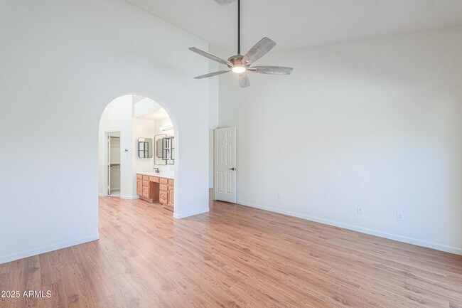 Building Photo - 13246 S 34th Way