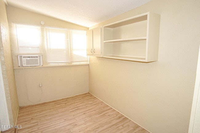 Building Photo - 1419 Wyoming Ave