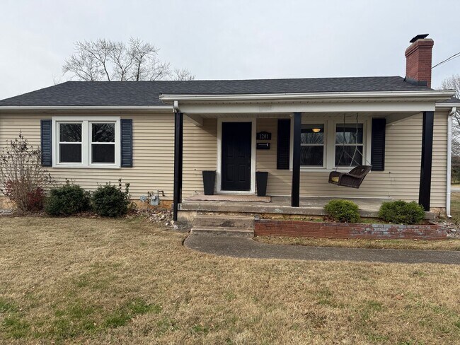 Primary Photo - Charming House close to WKU and Downtown