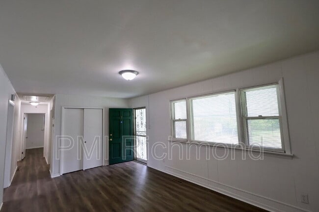 Building Photo - 1806 Powhatan St