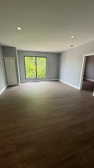 Living Room - 116 Main St