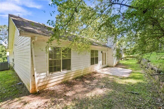 Building Photo - 3061 Herscu Way
