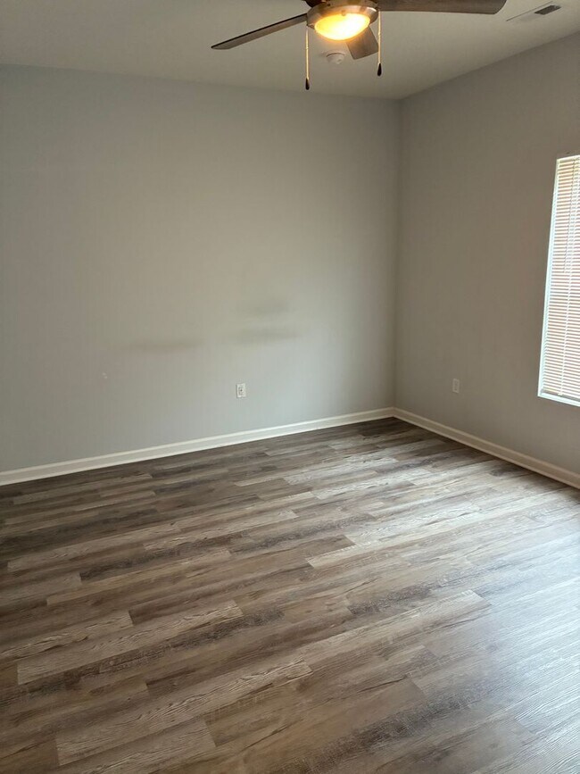 Building Photo - Modern 3 Bedroom 2 Bath House - New Build in Martinsville!