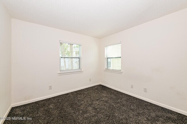 Building Photo - 100 Fairway Park Blvd