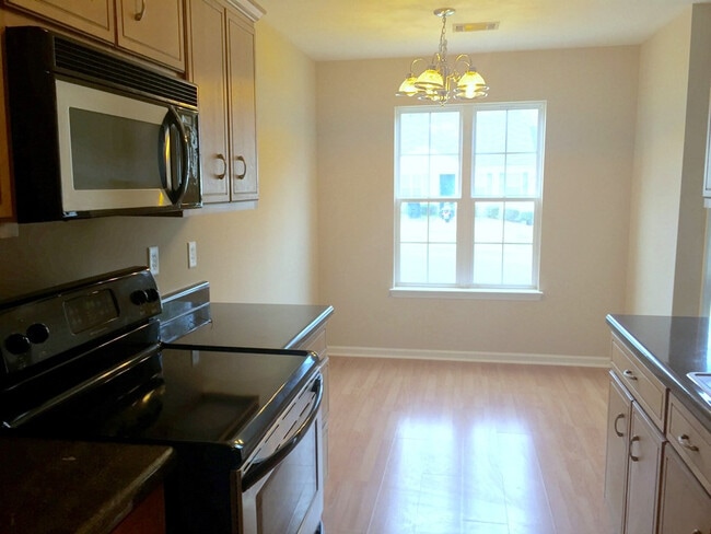 Building Photo - 4742 W Creek Mill Ct