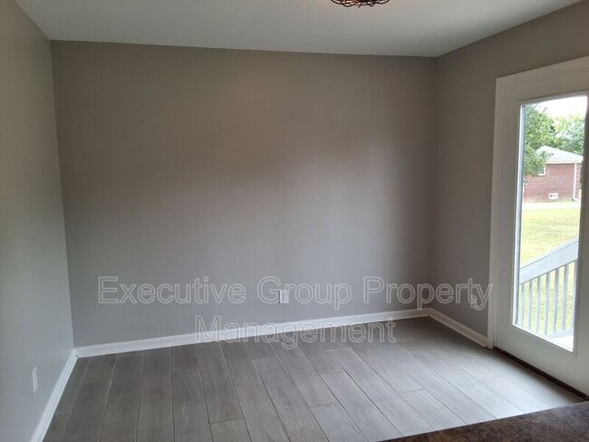 Building Photo - 104 Adena Loop