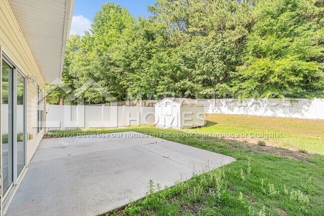 Building Photo - 1576 Thornwick Trace