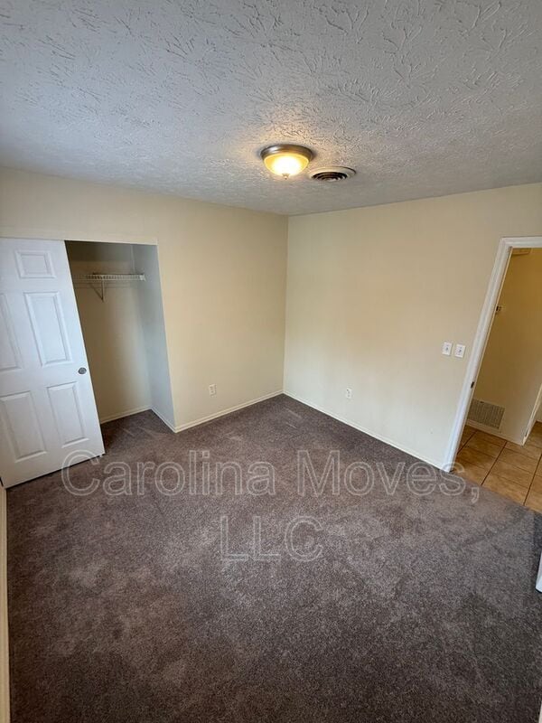 Building Photo - 11 Cooperfield Ave