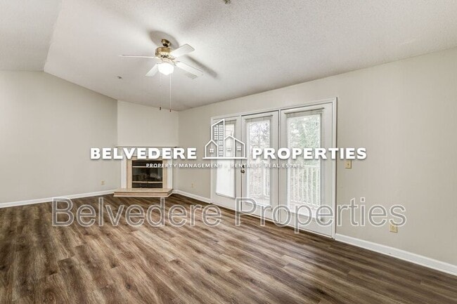 Building Photo - 5934 W Friendly Ave