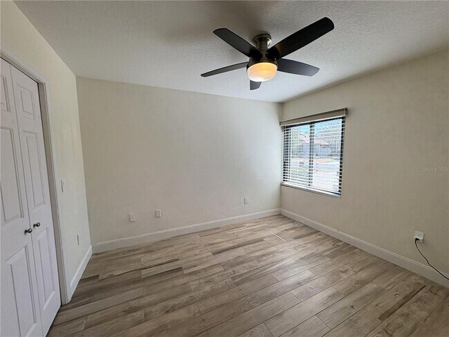 Building Photo - 4427 NE 5th St