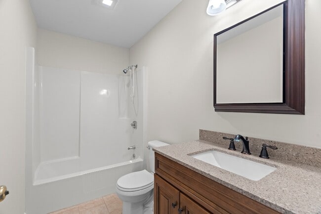 Building Photo - 28 Brantwood Dr