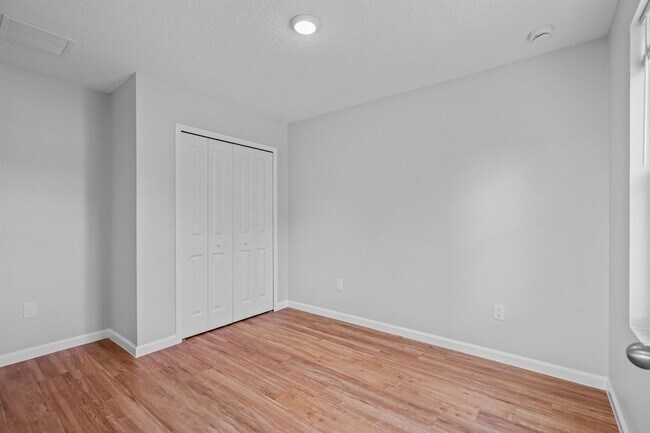 Building Photo - 790 S Rodriquez St