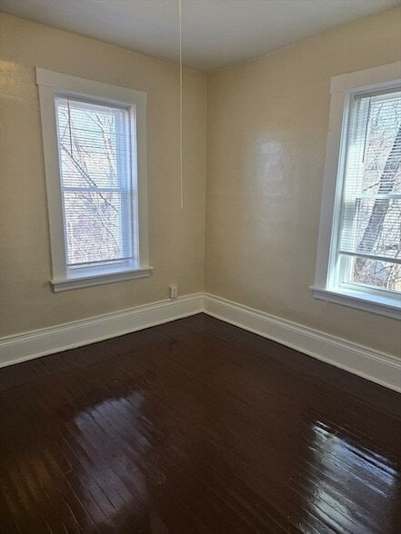 Building Photo - 240 Locust St