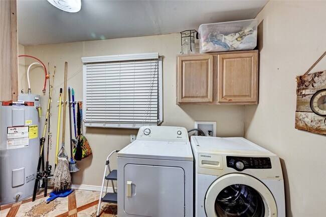 Building Photo - 170 Mesa Verde
