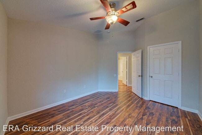 Building Photo - 3 br, 2.5 bath House - 5207 Hawkstone Drive