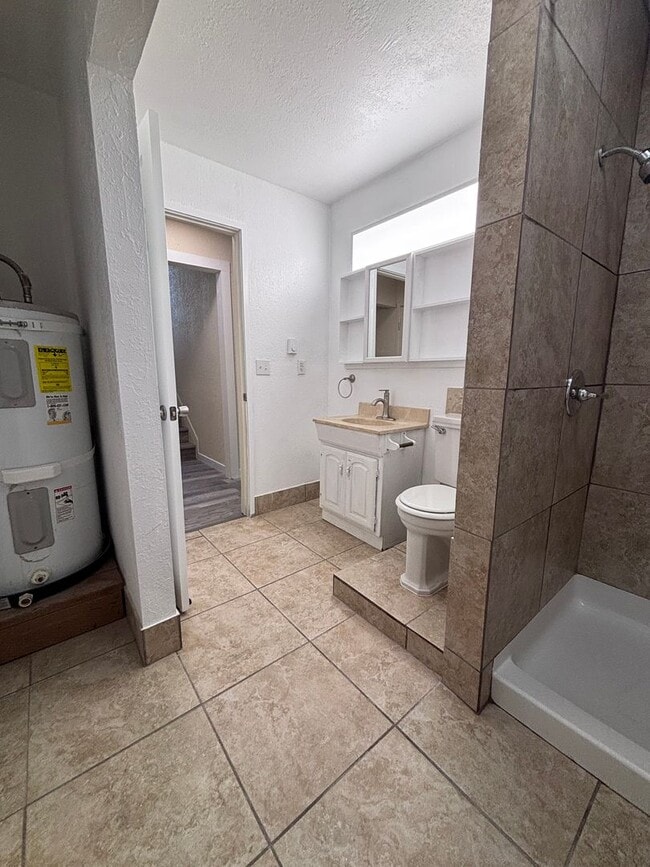 Building Photo - Desired NE Tacoma Community