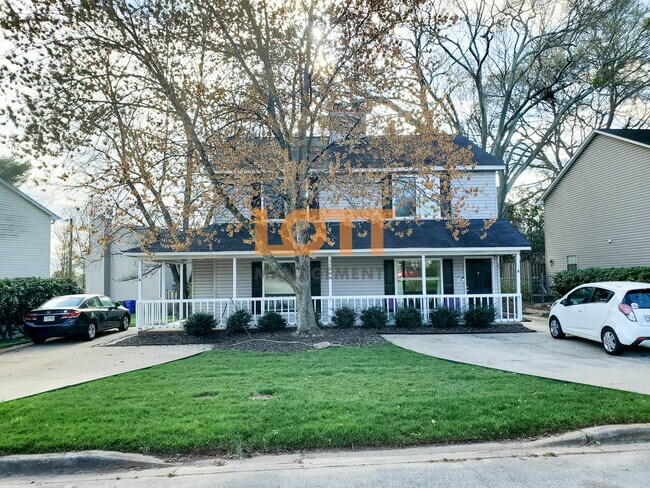 Building Photo - 32 Huntsfield Dr