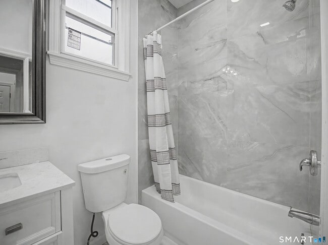 Building Photo - 144 Cottage St