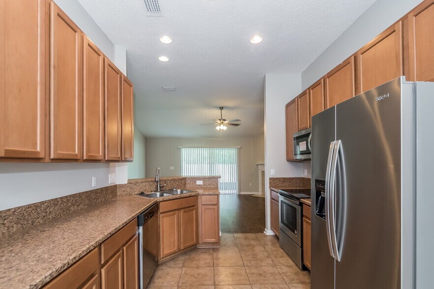 Building Photo - 303 Sanwick Dr